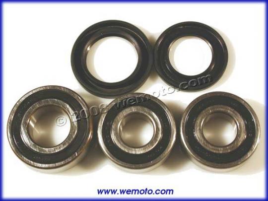 Kawasaki ZZR 600 (ZX 600 E3) 95 Rear Wheel Bearing Kit with Dust Seals