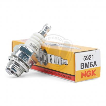 /SPARK_PLUGS_NGK/wemoto-10097163.jpg