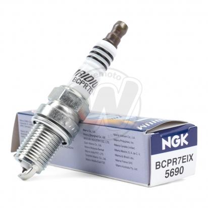 /SPARK_PLUGS_NGK/wemoto-10097180.jpg