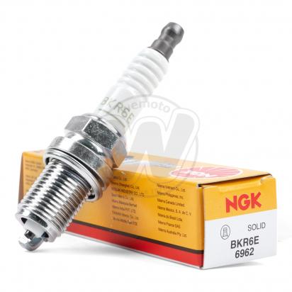 /SPARK_PLUGS_NGK/wemoto-10097182.jpg