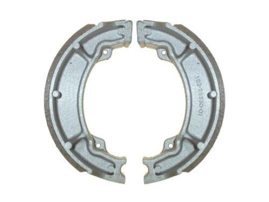 Yamaha BL 125 Beluga 85 Brake Shoes Rear Pattern Picture of Yamaha BL 125 Beluga 85 Brake Shoes Rear Pattern