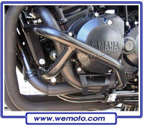 Yamaha FZS 600 Fazer 98-99 Engine Bars - Black Picture of Yamaha FZS 600 Fazer 98-99 Engine Bars - Black
