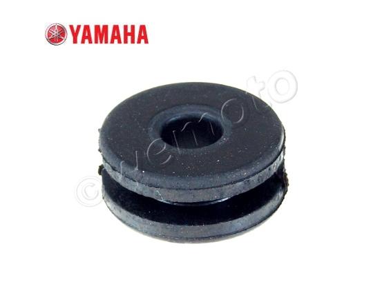 Goma de fijación para carenado - panel lateral - Yamaha - 20 mm
