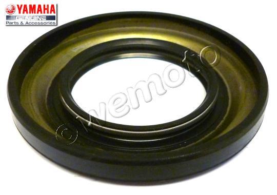 Drive / Output Shaft Oil Seal